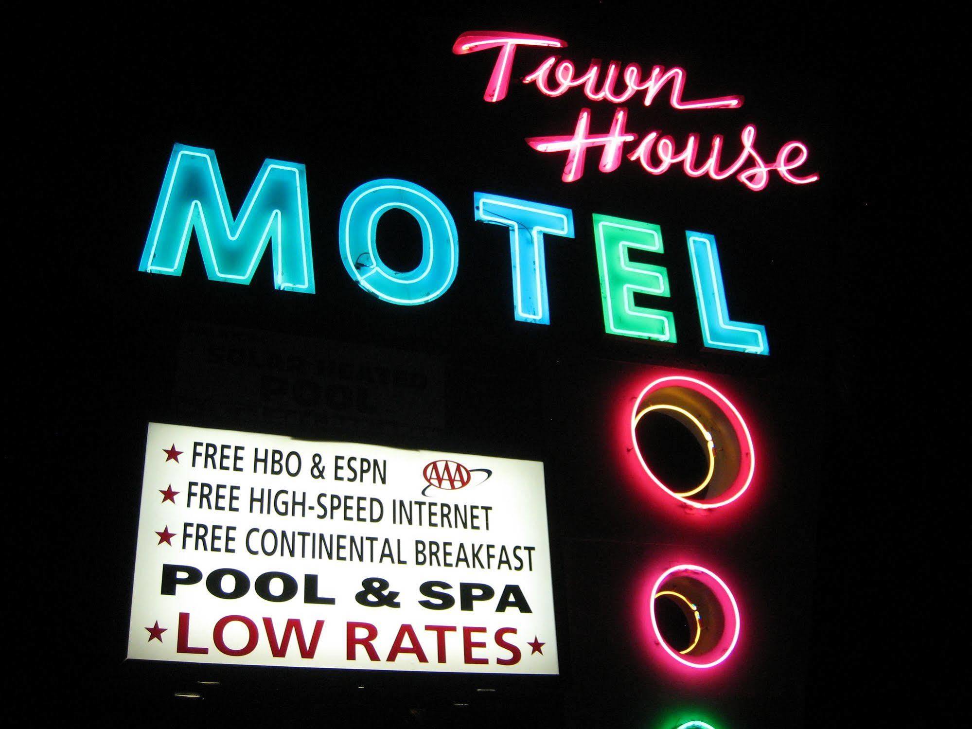 Town House Motel Lancaster Exterior foto